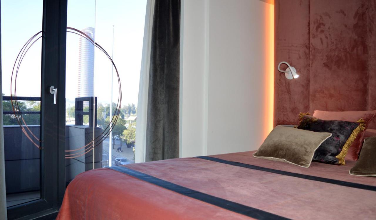 On Suites Sevilla Apartments Designed For Adults エクステリア 写真